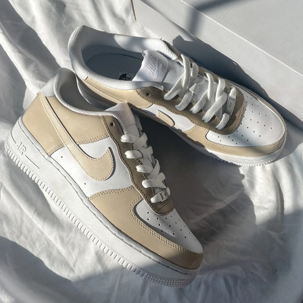 Nike Air Force 1 - Picture 3 of 9